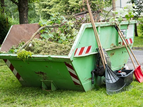 wywóz gałęzi, liści, trawy Wrocław